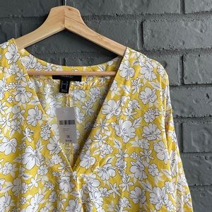 Yellow and White Floral V-neck Blouse
